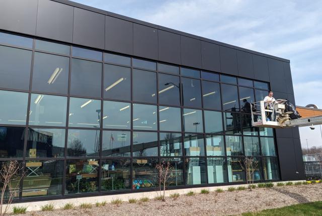 3M Prestige 40 Exterior